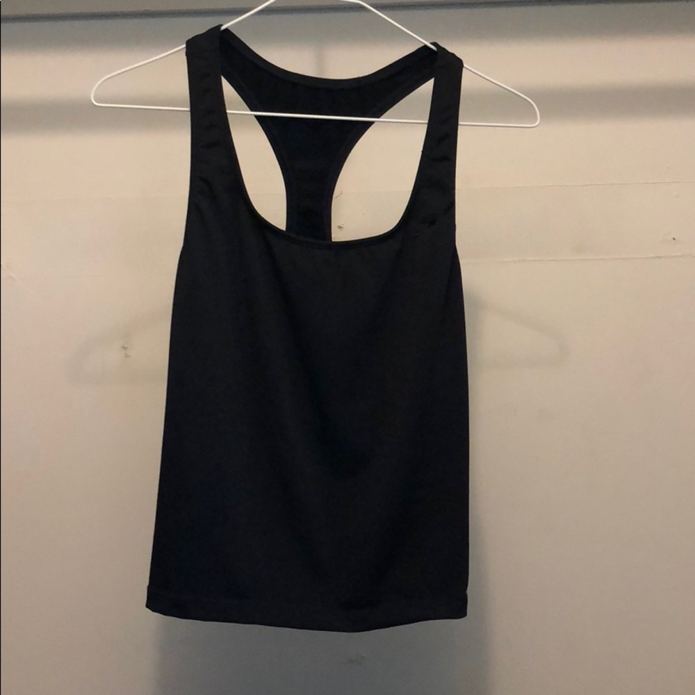 Black workout tank top